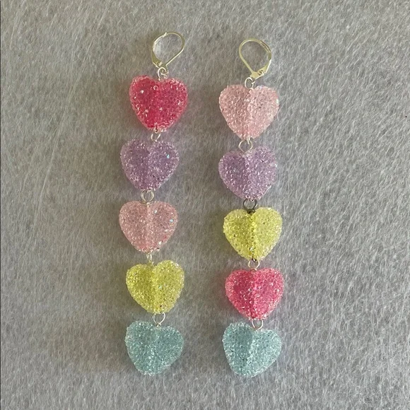 HAND CRAFTED SPARKLING PASTEL GUM DROP HEART DANGLE EARRINGS Candy-Inspired - Picture 6 of 12